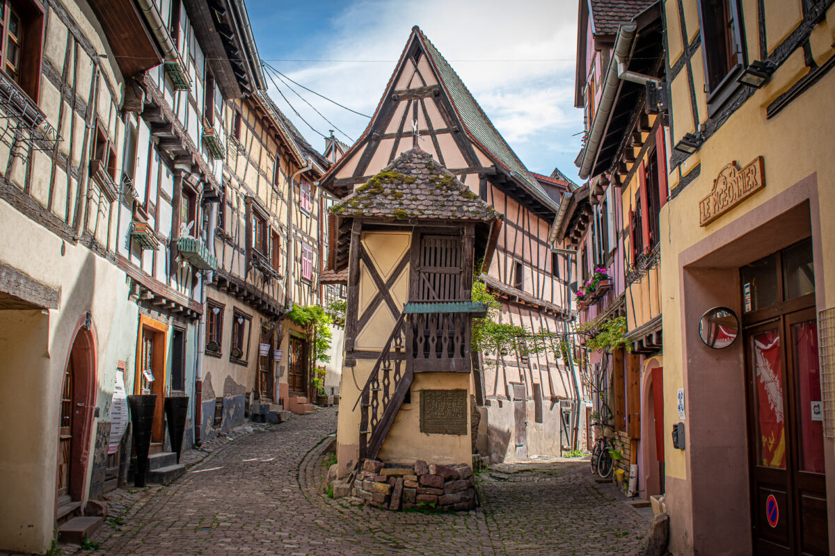 Guided Tour of Eguisheim and the Alsatian Wine Route - The Marinière Guy